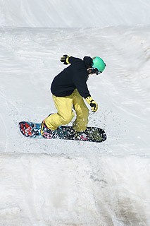 Les clés à l'atterrissage Backside 180 - s sur un surf des neiges - James Streater - Medium