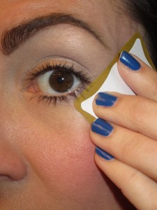 The Magic Eye Shadow Tape-Trick - JennySue Makeup
