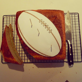 La Rose Baker Australian Football League Cake (comment faire le gâteau de cavalier de football) La Rose Baker Australian Football League Gâteau
