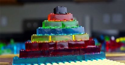 Dieses süße Essbare LEGO Gummy Rezept lässt Sie kochen etwas Spaß, Nerdist