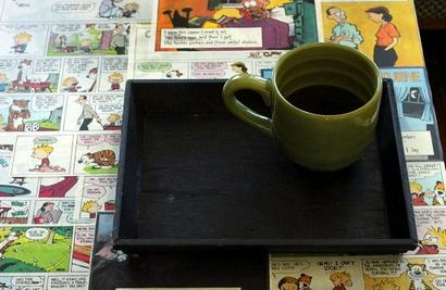 Thrifted Table DIY Comic Livre Table Decoupage Café