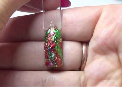 Transfert Foil Nail Art (Pictorial How-To) ~ Shannon Underwood Nails