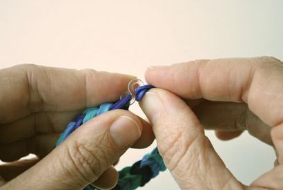 Poisson Triple Tail Loom arc-en-Bracelet En utilisant deux crayons