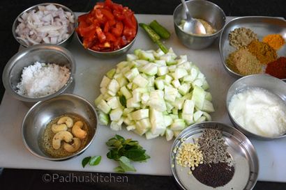 Turai Ki-Sabji Ridge Gourd Gravy pour Chapathi-Peerkangai Gravy pour le riz, Padhuskitchen