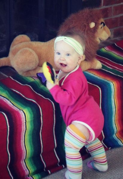 Zwei Minute Tiny Turban Stirnband für Baby und Kleinkind-Mädchen mit Tutorial - Bloße Füße auf die