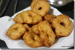 ULUNDU Vadai RECETTE, Medhu Vadai RECETTE, Kitchen Jeyashri