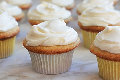 Vanille babeurre Petits gâteaux avec fromage à la crème Glaçage - Once Upon un chef