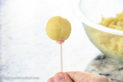 Vanilla Cake Pops - Simply Home Cooked
