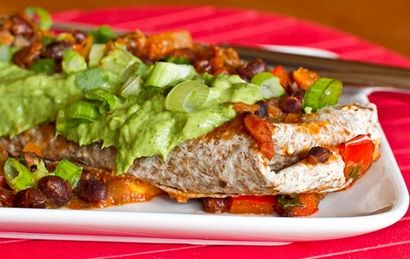 Vegan Enchiladas mit Cilantro Avocado-Sahne-Sauce - Oh, sie glüht
