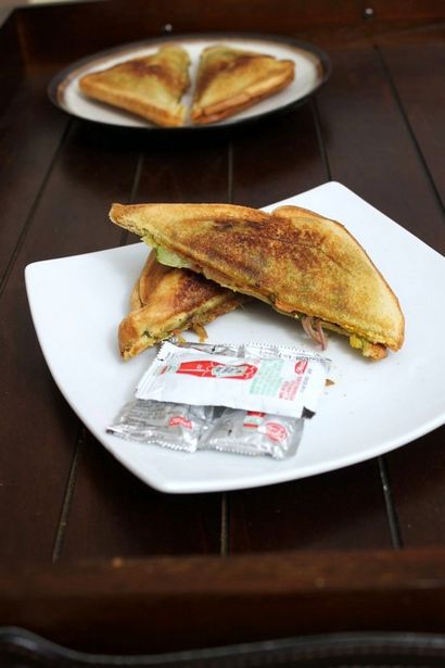 Veg Masala Toast-Sandwich-Rezept (Mumbai Masala Toast-Sandwich)