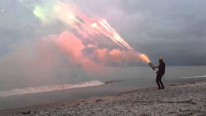 Regarder une bougie romaine Minigun Unleash 1, 001 Tirs en 45 secondes - Industrie Tap (Unleash) Regarder une bougie romaine Minigun Unleash 1, 001 Tirs en 45 secondes - Industrie Tap