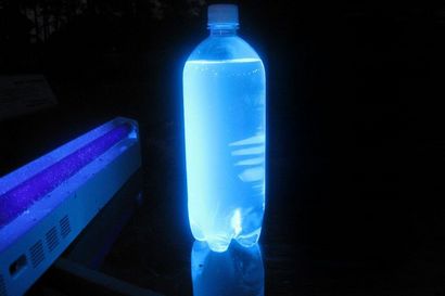 Quels sont les matériaux Glow sous une lumière noire ou ultraviolette