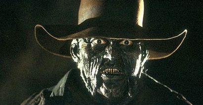 Ce que le film Jeepers Creepers 2, sous contrôle des armes à feu (examen) Ce que le film Jeepers Creepers 2, sous contrôle des armes à feu