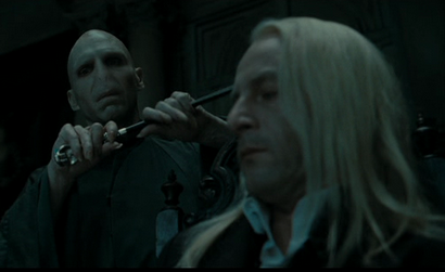 Warum sollte Voldemort Lucius brechen - Zauberstab, wenn er es Science Fiction leihen wollte - Fantasie-Stapel