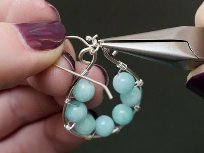 Enveloppé de fil - Boucles d'oreilles en perles 5 étapes (avec photos)