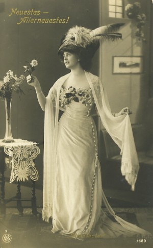 Femmes Histoire Edwardian Hats (Titanic Era)