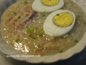 Wow to Life Lugaw mit Huhn und Ei (Arroz Caldo mit Ei)