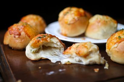 Les Brioches de fromage farcis Noshery Peeta de Yammie de