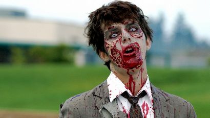 Zombie Make-up-Ideen für die lebenden Toten Look - Herr