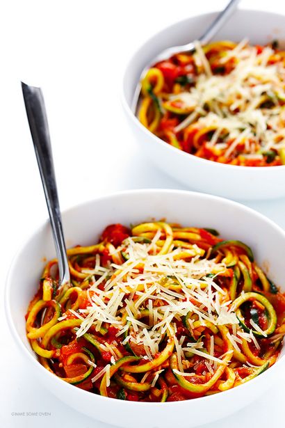 Zoodles Marinara (Zucchini Nudeln mit Chunky Tomatensauce), Gimme Some Oven