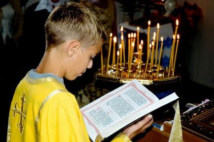 Mi a liturgikus óra és hogy lehetséges-e a számukra, hogy későn, ortodox élet