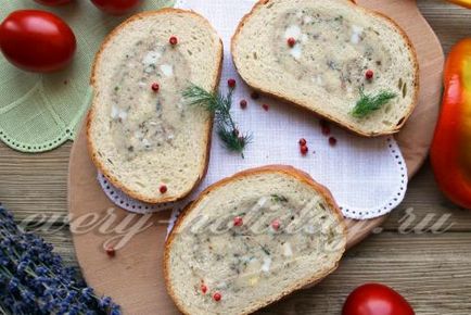 Loaf töltött konzerv hal recept egy fotó