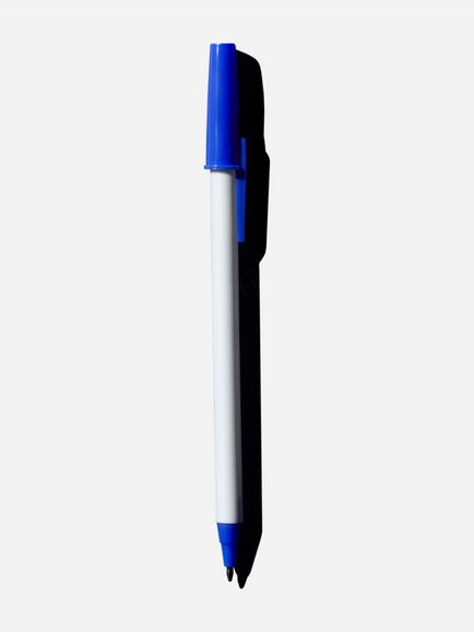 Mi áll egy golyóstoll tinta kék
