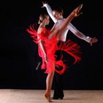 Hogyan lehet megtanulni táncolni salsa