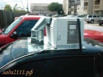 A hideg levegő a jármű belsejében anélkül, hogy a rendszeres kondicionáló