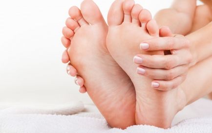 Hogyan gőz a lábát a házi gondozás a lábad otthon