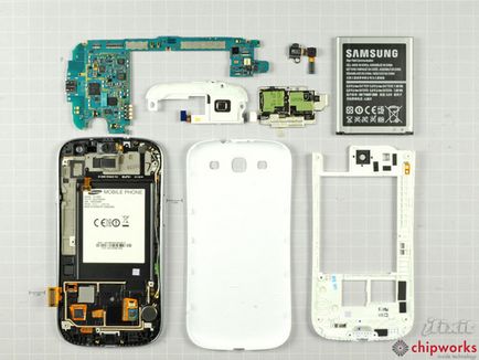 Hogyan szétszerelni a telefont Samsung Galaxy S III - blogofolio Romana Paulova