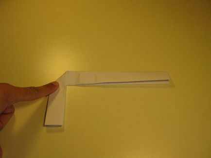 Hogyan készítsünk egy pisztolyt a papír könnyen és gyorsan