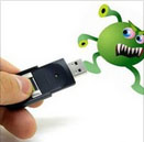 Hogyan lehet visszaállítani az adatokat a flash drive után a vírus
