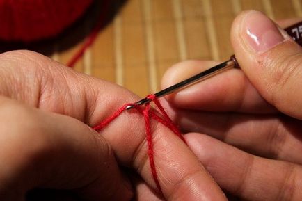 Hogyan Kötött gyűrű Amigurumi horgolt mester osztály és video tutorials