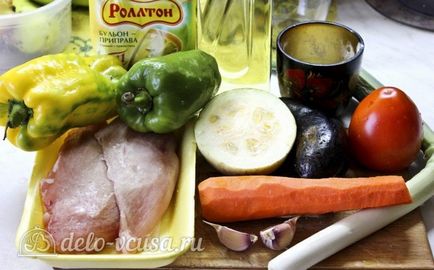 Csirke zöldséggel cserépben recept egy fotó - egy lépésről lépésre főzés csirke zöldséges sütőben