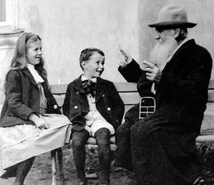 Leo Tolstoy - „gyermekkorban, serdülőkorban, a fiatalok”