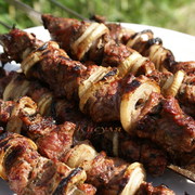 A legjobb receptek, hogyan lehet savanyú a shish kebab nyársat sertés, csirke, hal, pulyka