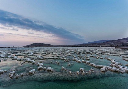 Holt-tenger nyaralás, leírás, turisztikai tippeket, fotókat és videókat