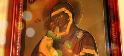 Abból, amit segít az ima „Üdvözlégy Mária, Hail”