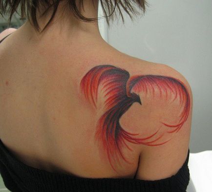 Megfelelő Tattoo érték formájában egy madár (12 fotó)