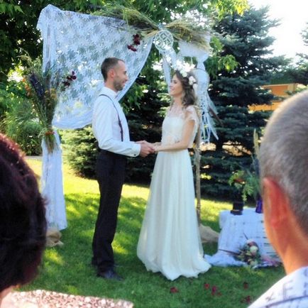 Egyszerű esküvői funkciók és szokatlan képek fotók és videók