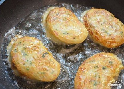 Rolls pita kenyér burgonyával - lépésről lépésre recept fotók