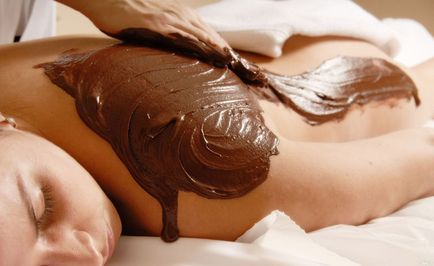 Csokoládé pakolás receptek, előnyeit és hogyan kell csinálni