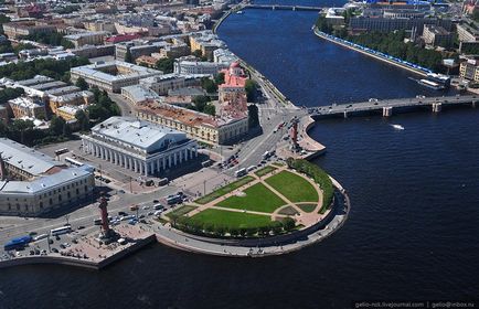 Nyárson Vasilyevsky Island