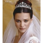 Menyasszonyi frizura a tiara