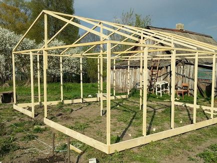 Greenhouse egy bárban kezeddel részletes rajza, hogyan kell felépíteni egy 50x50, bárok polikarbonátból, videó