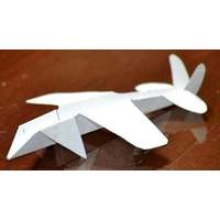 Minden saját kezűleg, modell repülőgépek papírból