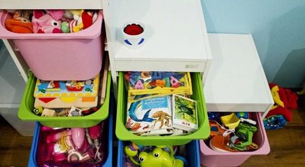 Játékok tárolására eredeti ötletek a helytakarékosság