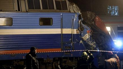 Vasúti baleset nyugati Moszkva, miért vonat ütközött egy személyvonat -