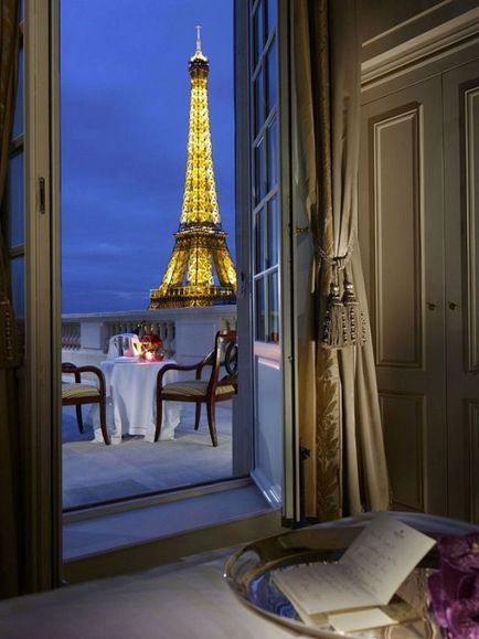 15 Fotók hihetetlenül gyönyörű kilátás az ablakból a szállodai szobák különböző részein a világ